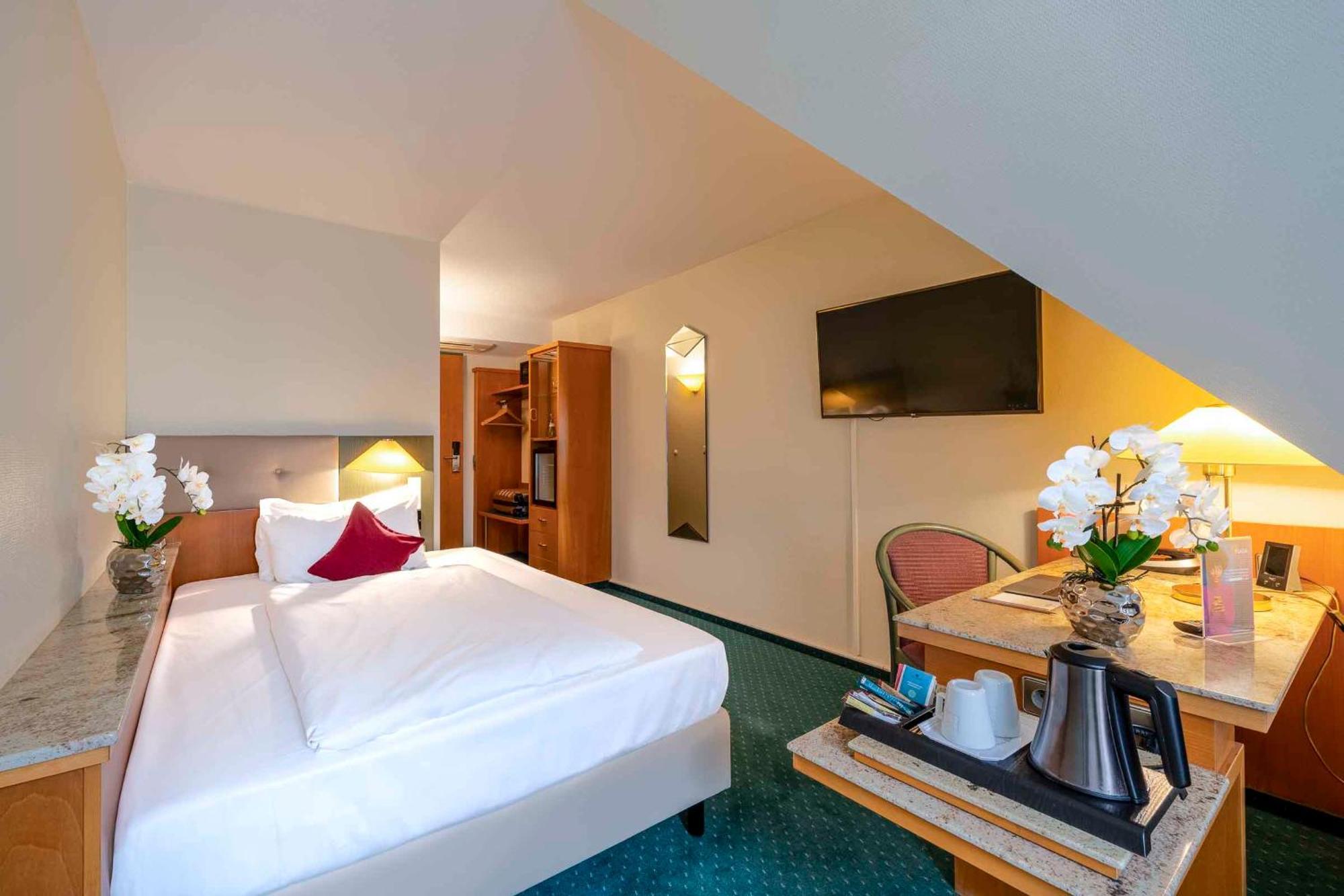 Plaza Inn Blankenburg Ditzingen, Sure Hotel Collection Eksteriør billede
